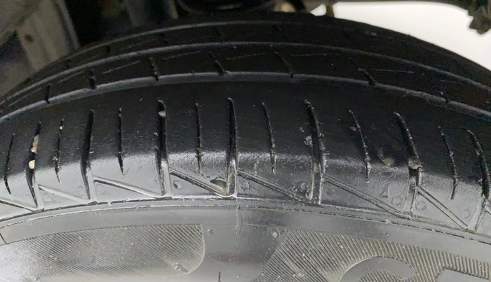 2021 Maruti Alto VXI PLUS, Petrol, Manual, 36,373 km, Left Rear Tyre Tread
