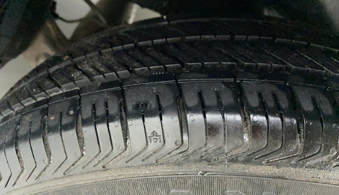2012 Maruti Swift Dzire VDI BS IV, Diesel, Manual, 1,46,007 km, Left Rear Tyre Tread