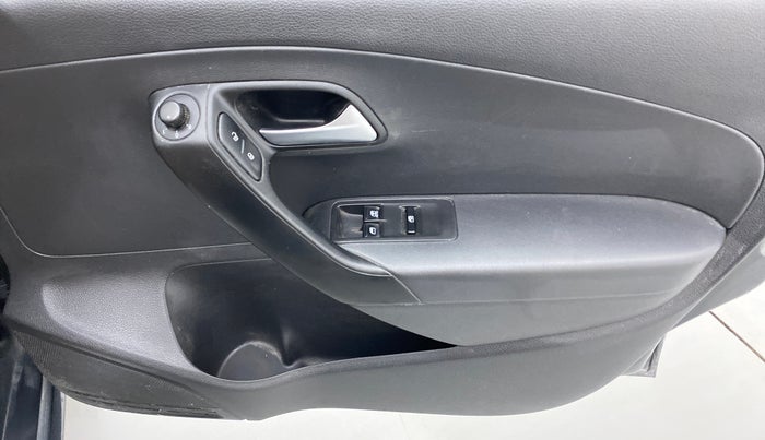 2018 Volkswagen Ameo COMFORTLINE 1.0L, Petrol, Manual, 31,183 km, Driver Side Door Panels Control