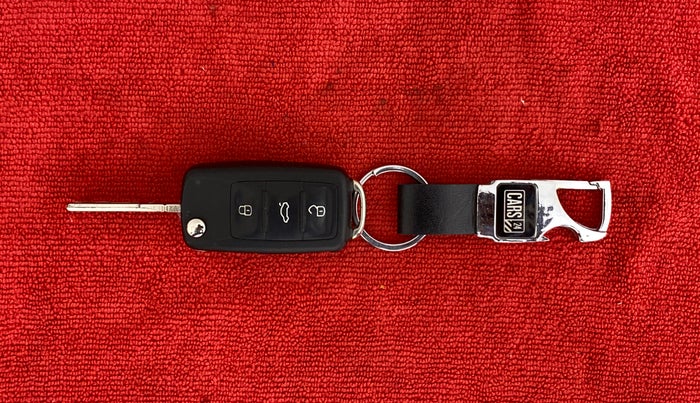 2018 Volkswagen Ameo COMFORTLINE 1.0L, Petrol, Manual, 31,183 km, Key Close Up