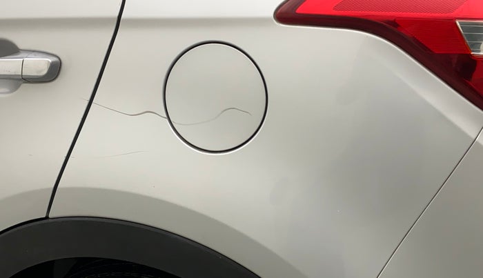 2015 Hyundai Creta SX PLUS 1.6 PETROL, Petrol, Manual, 55,897 km, Left quarter panel - Minor scratches