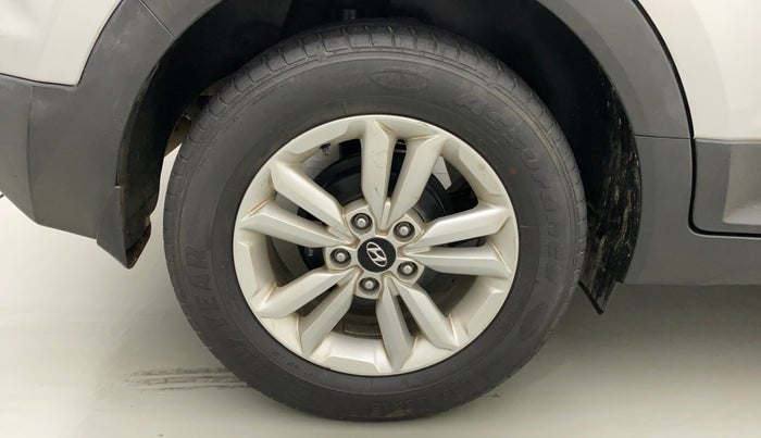2015 Hyundai Creta SX PLUS 1.6 PETROL, Petrol, Manual, 55,897 km, Right Rear Wheel