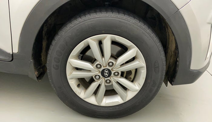 2015 Hyundai Creta SX PLUS 1.6 PETROL, Petrol, Manual, 55,897 km, Right Front Wheel