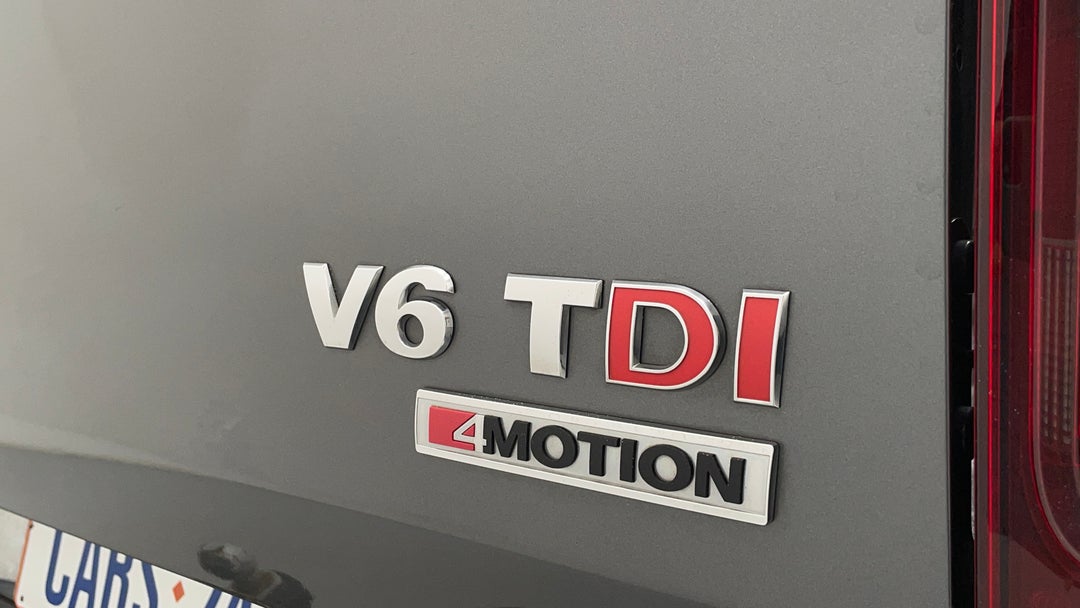 Badge (Boot Right Side)