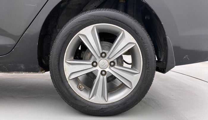 2019 Hyundai Verna 1.6 CRDI SX + AT, Diesel, Automatic, 67,733 km, Left Rear Wheel
