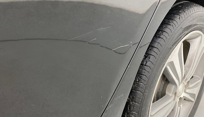 2019 Hyundai Verna 1.6 CRDI SX + AT, Diesel, Automatic, 67,370 km, Rear left door - Minor scratches