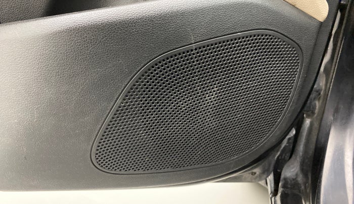 2019 Hyundai Verna 1.6 CRDI SX + AT, Diesel, Automatic, 67,370 km, Infotainment system - Front speakers missing / not working