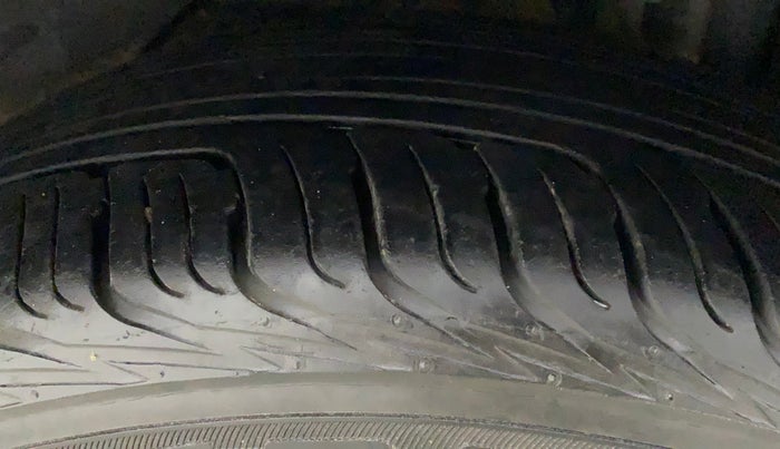 2018 Ford FREESTYLE TITANIUM PLUS 1.5 DIESEL, Diesel, Manual, 86,628 km, Left Rear Tyre Tread