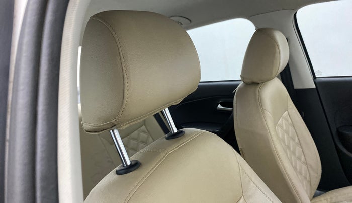 2019 Volkswagen Ameo Trendline 1.0, Petrol, Manual, 64,258 km, Driver seat - Headrest adjuster not working