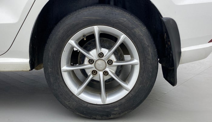2019 Volkswagen Ameo Trendline 1.0, Petrol, Manual, 64,258 km, Left Rear Wheel