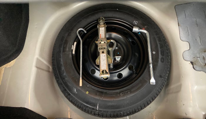 2015 Maruti Swift Dzire VDI ABS, Diesel, Manual, 17,558 km, Spare Tyre