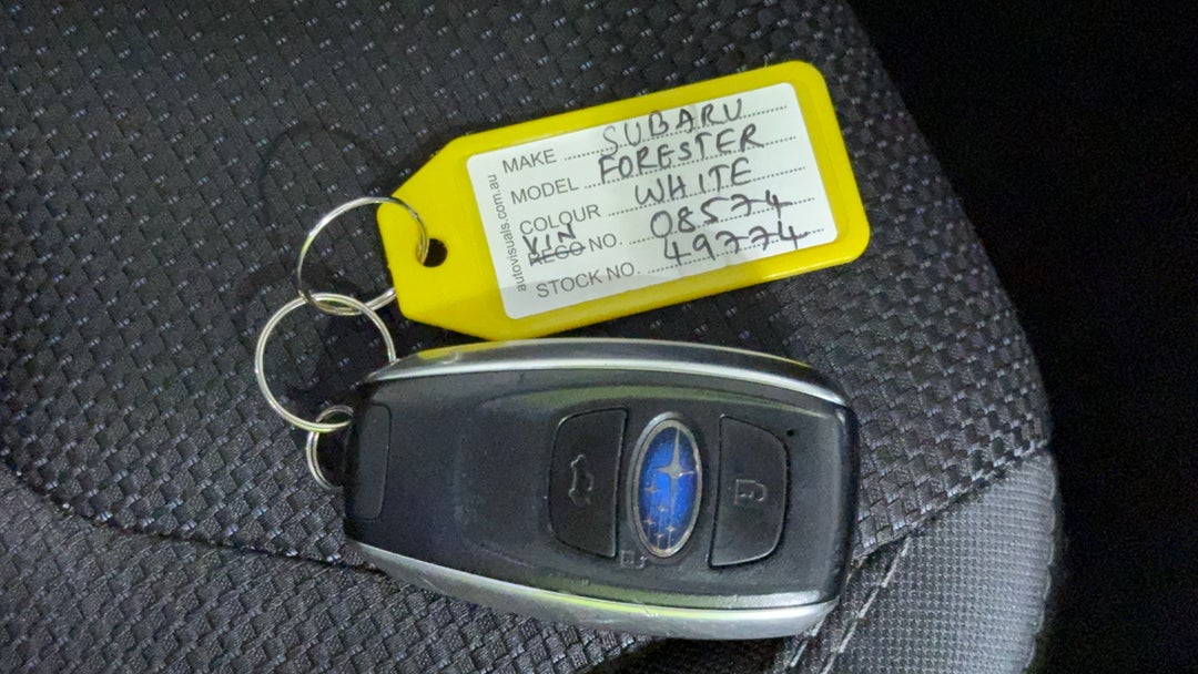 2024 Subaru Forester 2.5i (awd), Automatic, 31895 km, Key Close-up