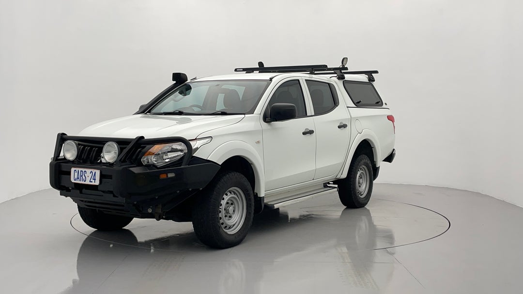 Left Front Diagonal (45- Degree) View