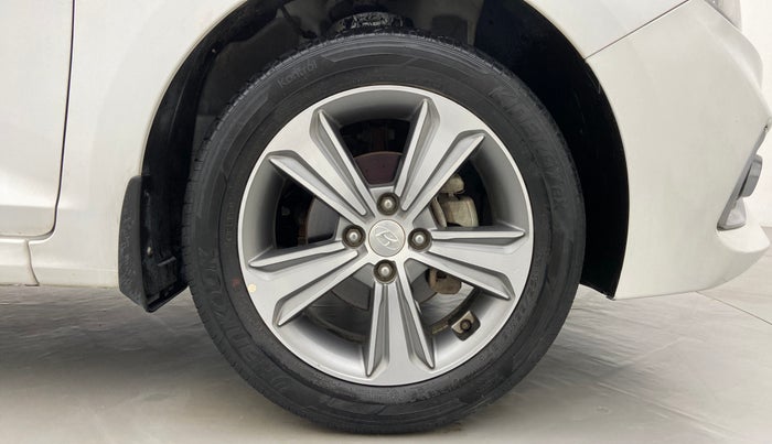 2019 Hyundai Verna 1.6 SX VTVT AT (O), Petrol, Automatic, 41,374 km, Right Front Wheel