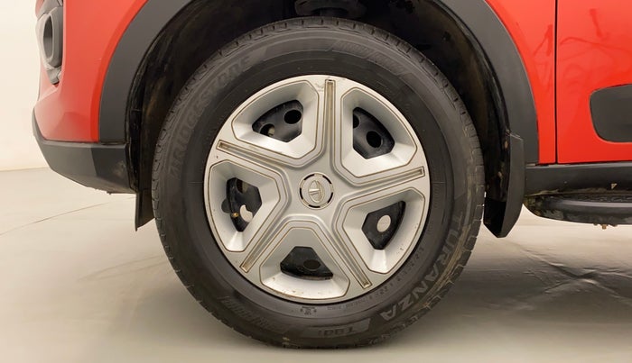 2021 Tata NEXON XMA PETROL, Petrol, Automatic, 14,244 km, Left Front Wheel