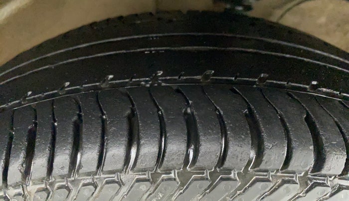 2020 Maruti S PRESSO VXI CNG, CNG, Manual, 68,657 km, Right Front Tyre Tread