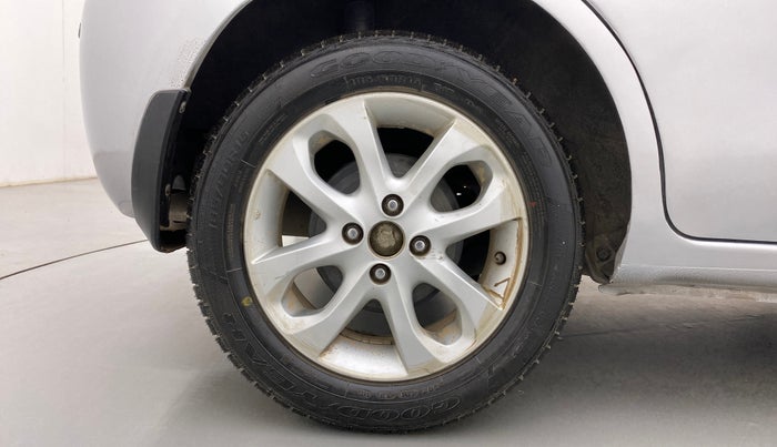 2014 Nissan Micra XV CVT, Petrol, Automatic, 57,818 km, Right Rear Wheel