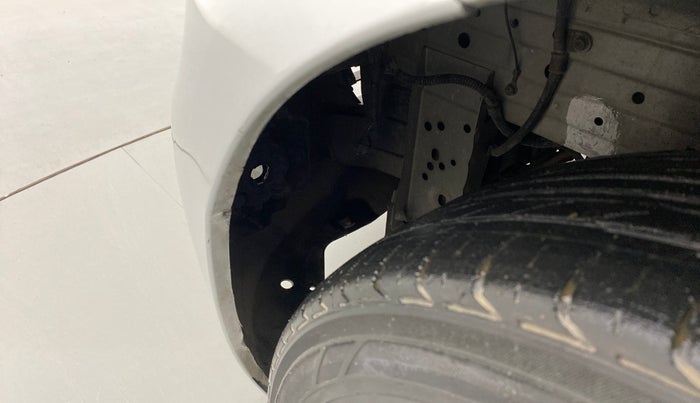 2014 Nissan Micra XV CVT, Petrol, Automatic, 57,818 km, Left fender - Lining loose