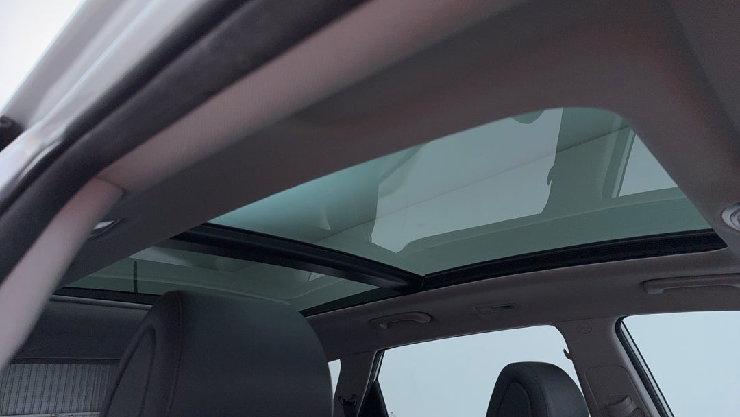 Interior Sunroof/Moonroof