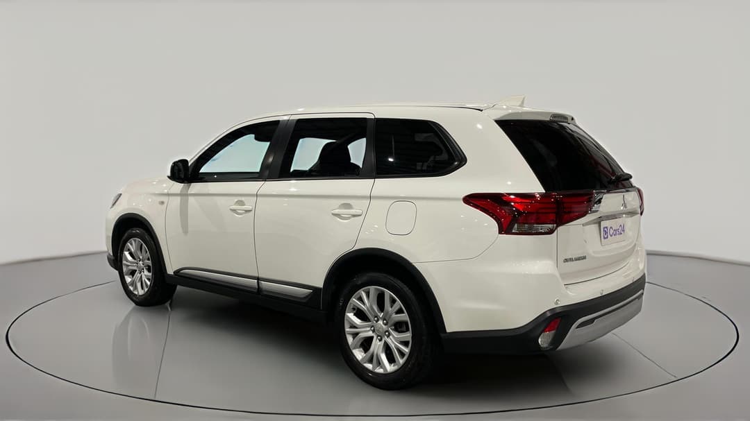 2021 Mitsubishi Outlander Es 7 Seat (2WD), Automatic, 96241 km, Left Back Diagonal (45- Degree) View