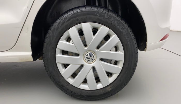 2016 Volkswagen Polo COMFORTLINE 1.2L, Petrol, Manual, 50,695 km, Left Rear Wheel
