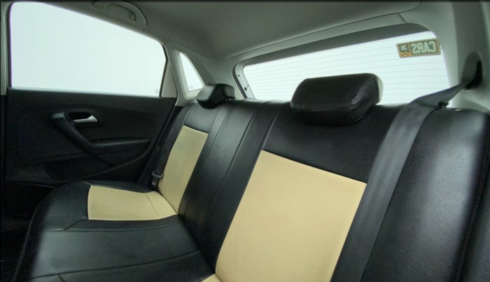 2016 Volkswagen Polo COMFORTLINE 1.2L, Petrol, Manual, 50,695 km, Right Side Rear Door Cabin