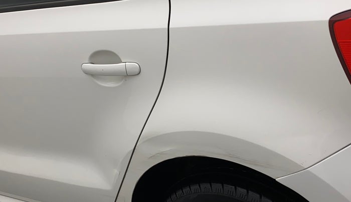 2016 Volkswagen Polo COMFORTLINE 1.2L, Petrol, Manual, 50,695 km, Left quarter panel - Minor scratches