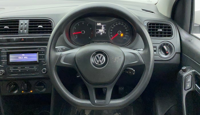 2016 Volkswagen Polo COMFORTLINE 1.2L, Petrol, Manual, 50,695 km, Steering Wheel Close Up