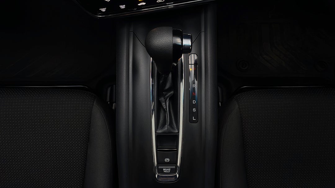 2021 Honda HR-V Vti, Automatic, 26621 km, Gear Lever 