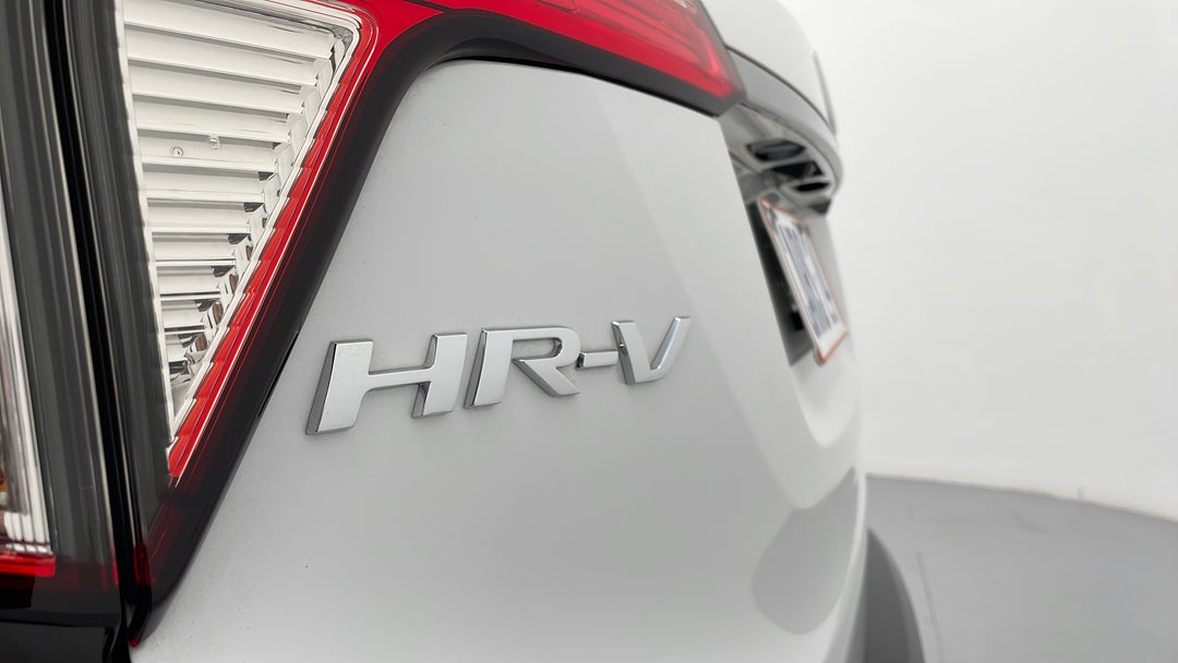 2021 Honda HR-V Vti, Automatic, 26621 km, Badge (Boot Left Side)