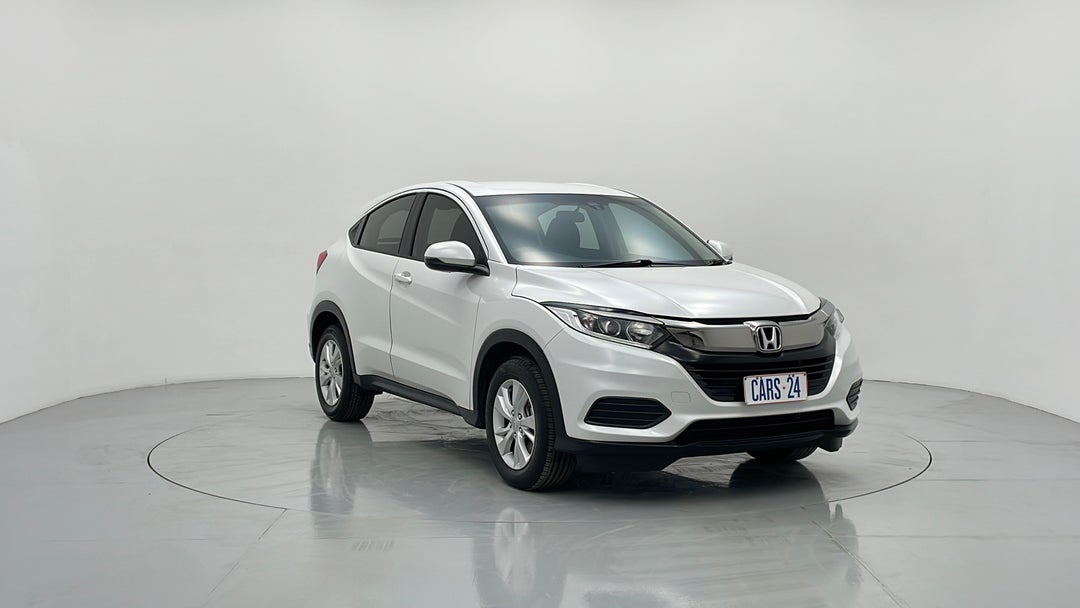 2021 Honda HR-V Vti, Automatic, 26621 km, Right Front Diagonal (45- Degree) View