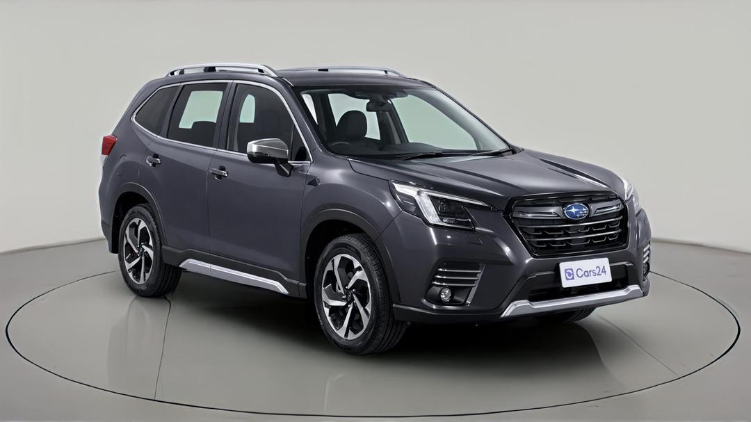 2022 Subaru Forester 2.5i-s (AWD), Automatic, 45335 km, Right Front Diagonal (45- Degree) View