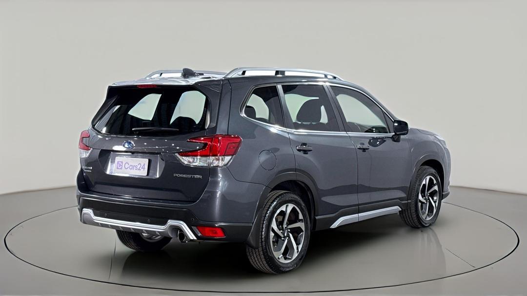 2022 Subaru Forester 2.5i-s (AWD), Automatic, 45335 km, Right Back Diagonal (45- Degree) View