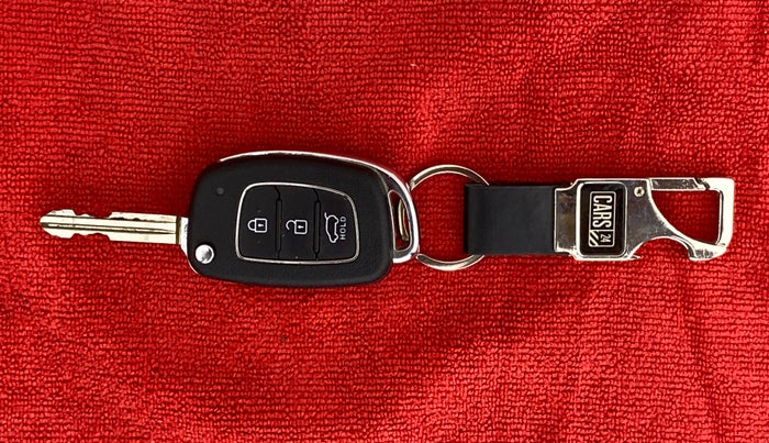 2018 Hyundai Elite i20 SPORTZ 1.2, Petrol, Manual, 13,742 km, Key Close Up