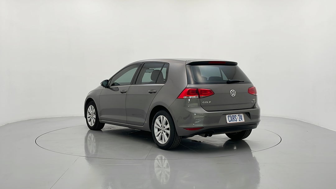 Left Back Diagonal (45- Degree) View