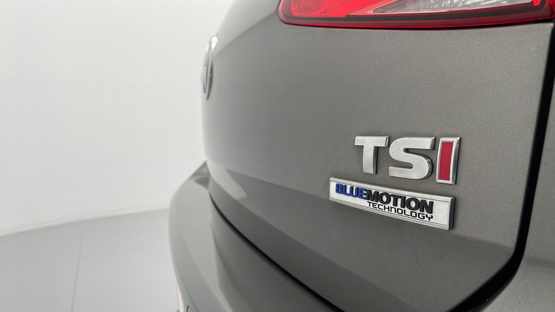 Badge (Boot Right Side)