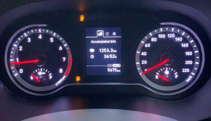 2023 Hyundai AURA SX 1.2 CNG, CNG, Manual, 5,674 km, Odometer Image