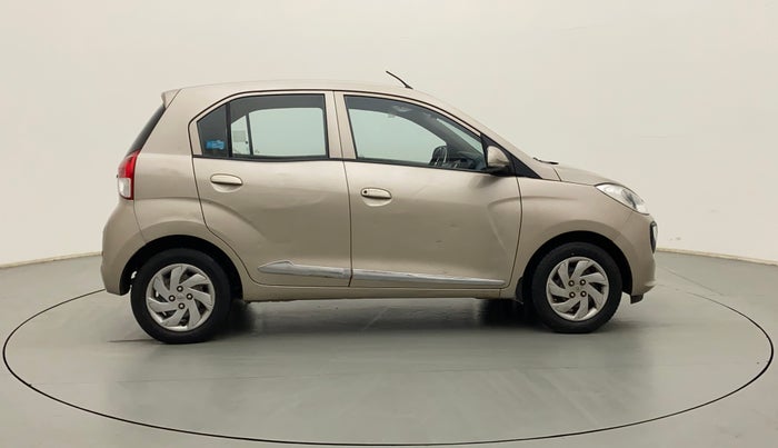 2019 Hyundai NEW SANTRO SPORTZ CNG, CNG, Manual, 37,211 km, Right Side View