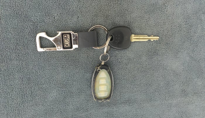 2018 Hyundai Eon ERA +, Petrol, Manual, 38,232 km, Lock system - Remote key not functional