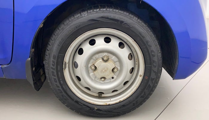 2018 Hyundai Eon ERA +, Petrol, Manual, 38,232 km, Right Front Wheel