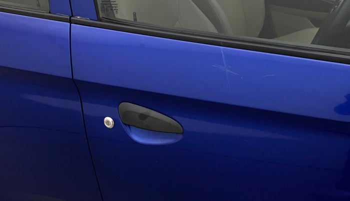 2018 Hyundai Eon ERA +, Petrol, Manual, 38,232 km, Driver-side door - Minor scratches