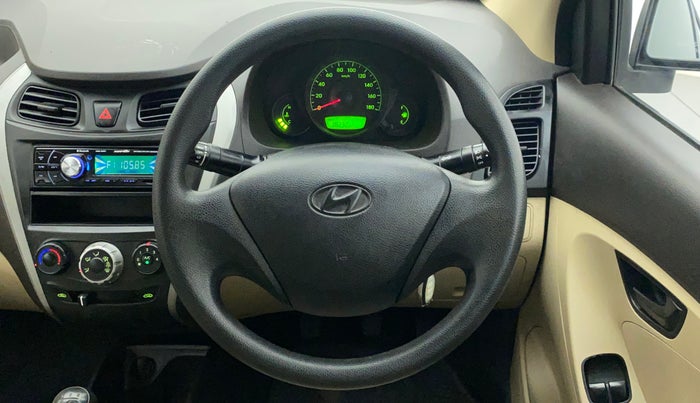 2018 Hyundai Eon ERA +, Petrol, Manual, 38,232 km, Steering Wheel Close Up