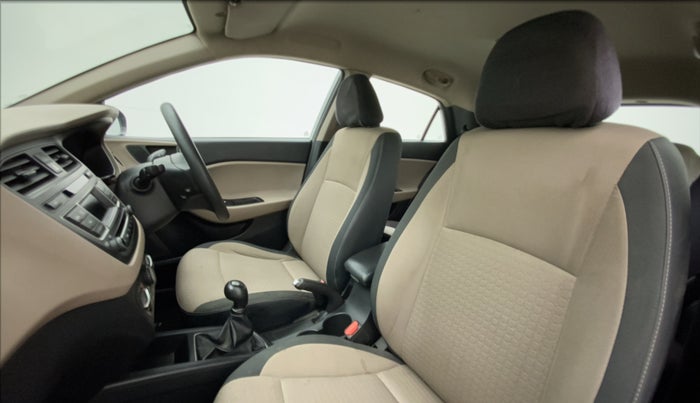2016 Hyundai Elite i20 MAGNA 1.2, Petrol, Manual, 73,799 km, Right Side Front Door Cabin