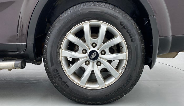 2015 Mahindra XUV500 W10 FWD, Diesel, Manual, 44,065 km, Left Rear Wheel