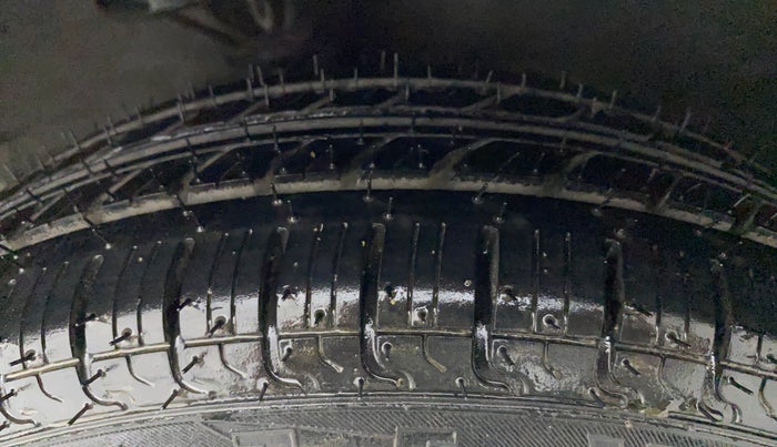 2014 Hyundai Santro Xing GL PLUS, Petrol, Manual, 39,876 km, Left Front Tyre Tread