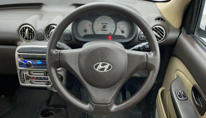 2014 Hyundai Santro Xing GL PLUS, Petrol, Manual, 39,876 km, Steering Wheel Close Up