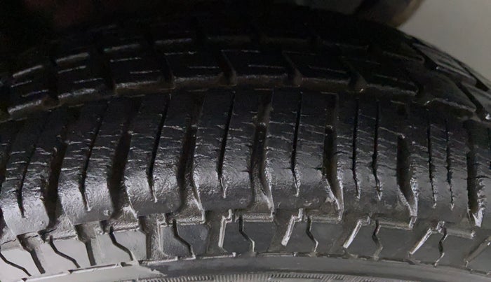 2013 Hyundai Santro Xing GL PLUS, Petrol, Manual, 5,151 km, Left Rear Tyre Tread