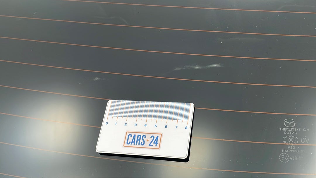 2015 Mazda CX-3 Akari (fwd), Automatic, 111719 km, Windshield Rear Scratch