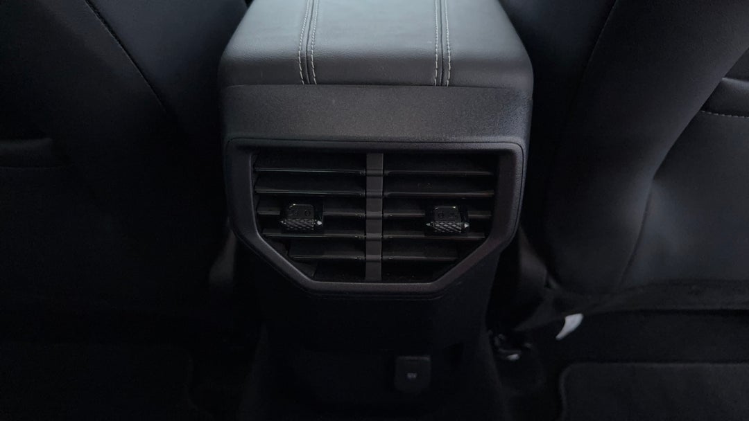 Rear A/C Vent