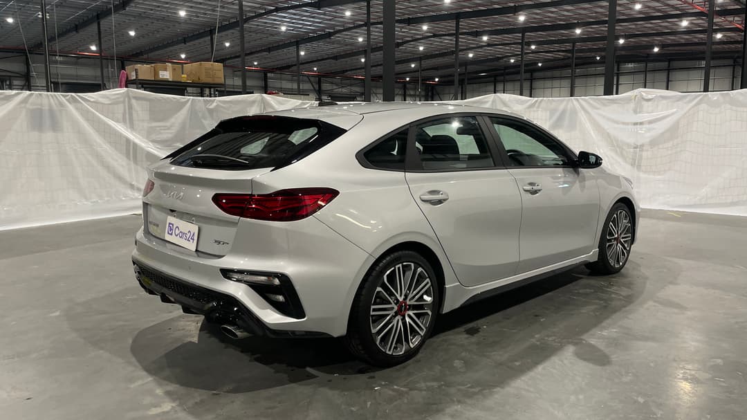 2024 Kia Cerato Gt, Automatic, 7617 km, Right Back Diagonal (45- Degree) View